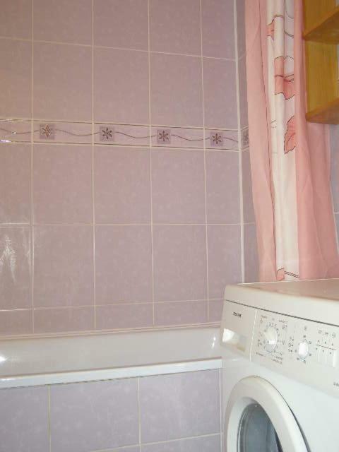 Comfortable Apartments In Centre With 3 Bedrooms Rivne Ngoại thất bức ảnh